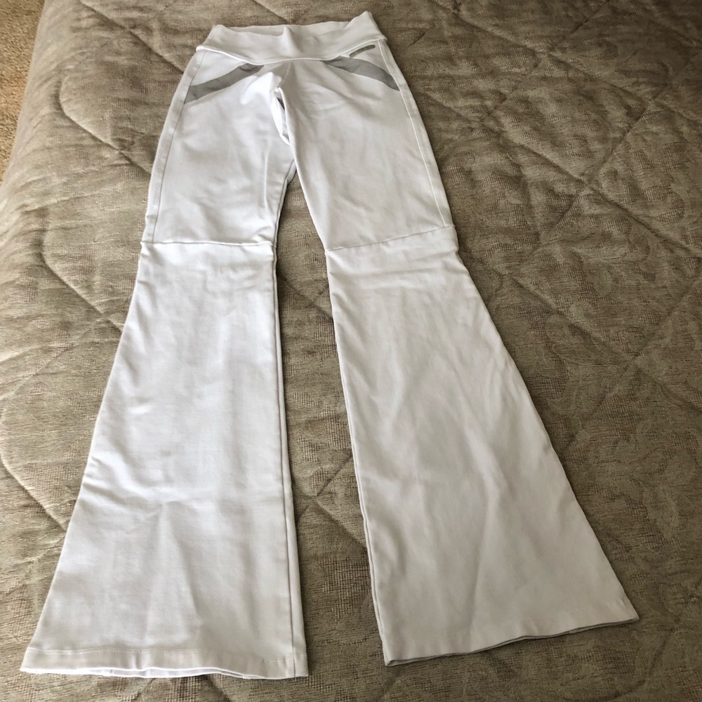 Bia Brazil Reflective Workout Pants